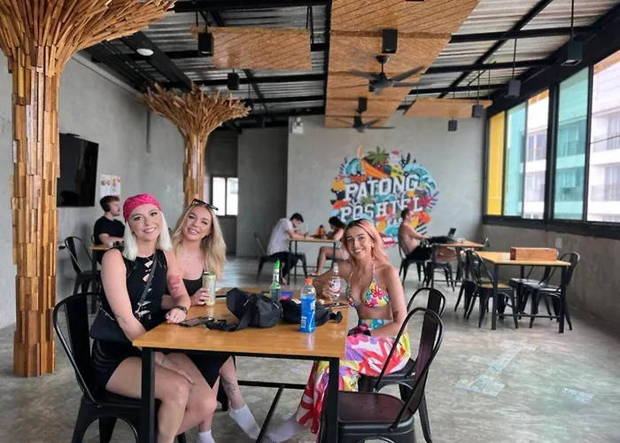 Patong Poshtel (Adults Only)